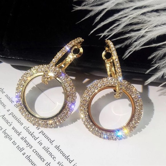 2 Elegant Gold Earrings with Crystals - Picture 7 of 8